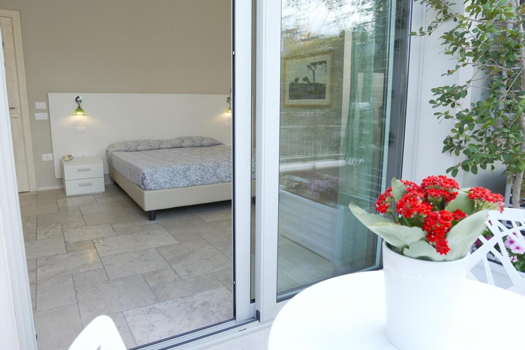 Domu Noa Hotel Villasimius Dış mekan fotoğraf