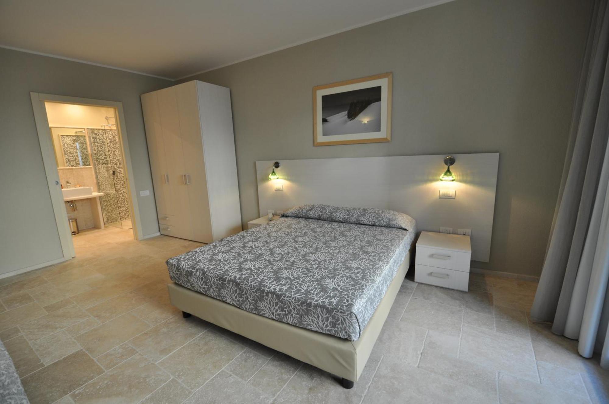 Domu Noa Hotel Villasimius Oda fotoğraf