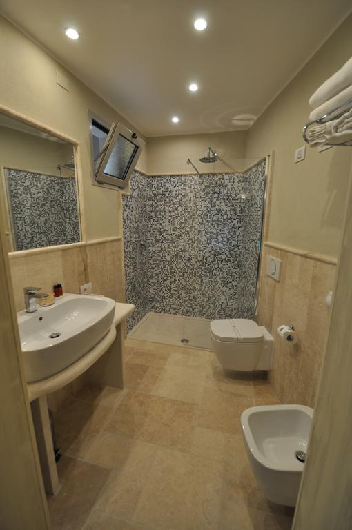 Domu Noa Hotel Villasimius Oda fotoğraf